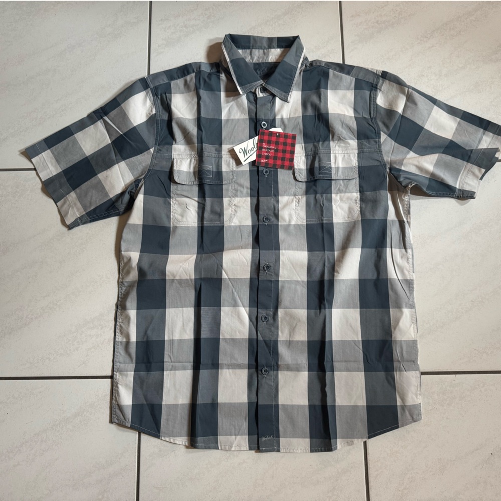 Woolrich Gray Casual Button Down Cotton blend Shirt. Size: Medium